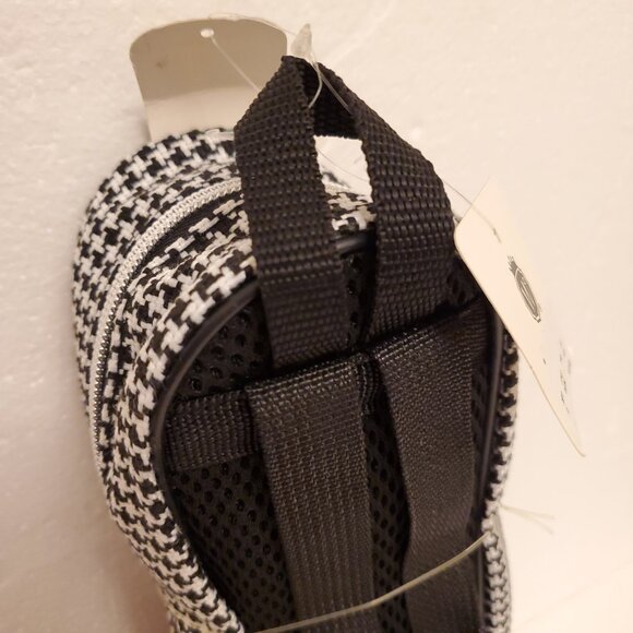 NWT Wild Eye Designs Adjustable Wine Backpack Bag Black White Houndstooth - OS - Picture 7 of 10